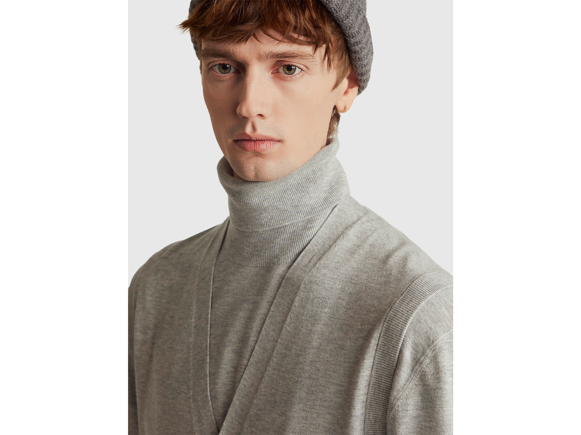 S/L V NECK SWEATER Men image number 4